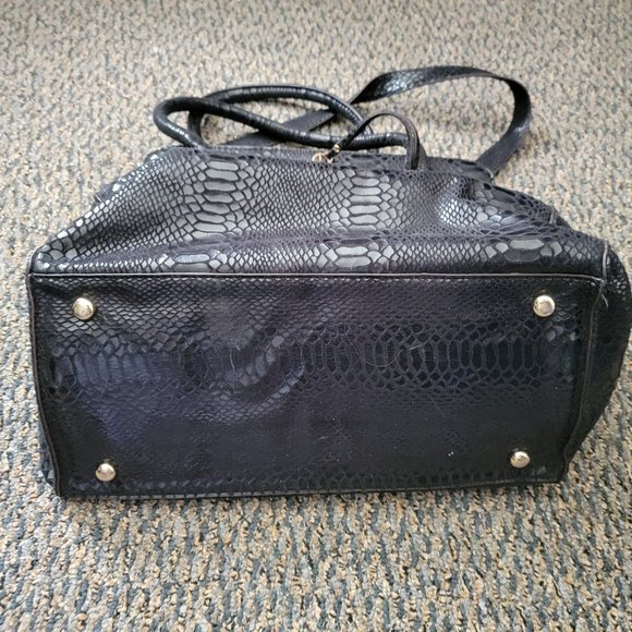 Michael Kors Hamilton Satchel Python Black and Gold Lock and Key - Picture 16 of 16